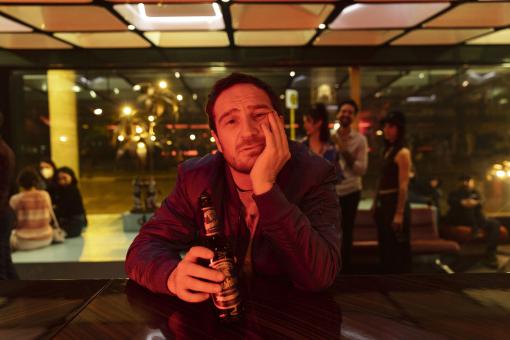  Mark (Frederick Lau) in Sony Pictures’ ONE FOR THE ROAD © 2023 Sony Pictures Entertainment Deutschland GmbH