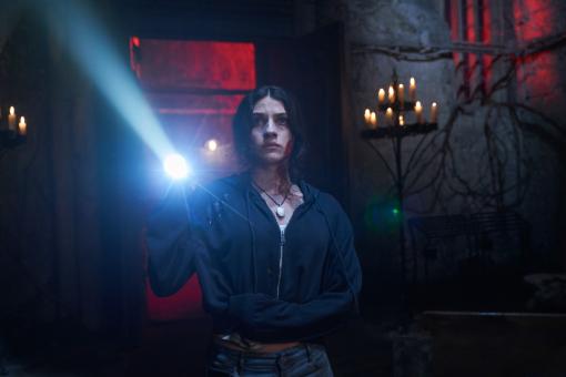  Ella Rubin stars in UNTIL DAWN.